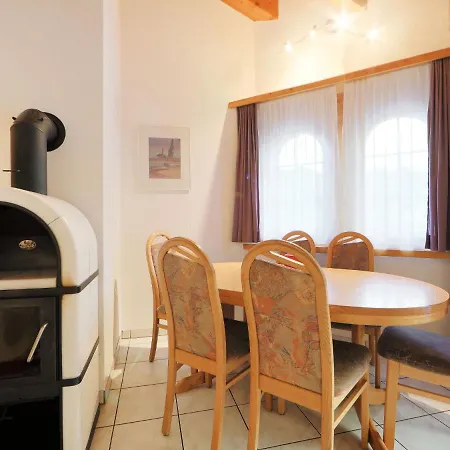 Apartment Les Violettes By Interhome *